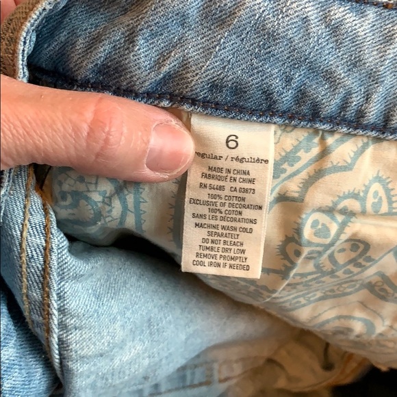 American Eagle boy fit 6 regular distressed jean - Picture 2 of 2